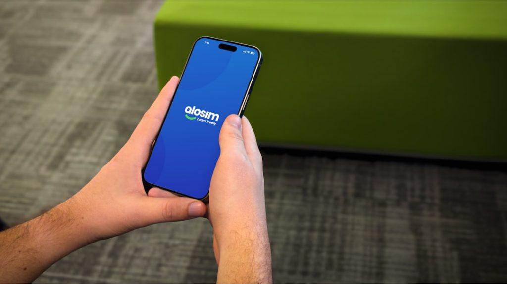 Photo eSIM smartphone